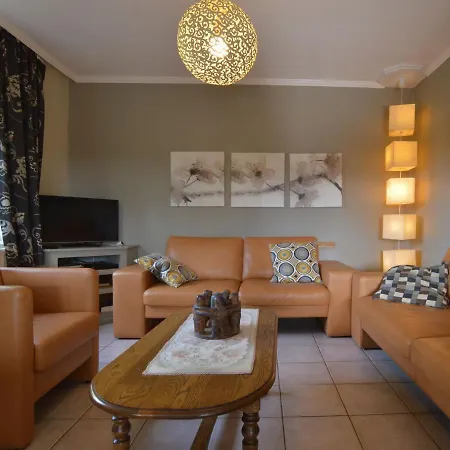 House With Beautiful Wooden Balcony Located Against The Hills Hébergement de vacances Ondenval